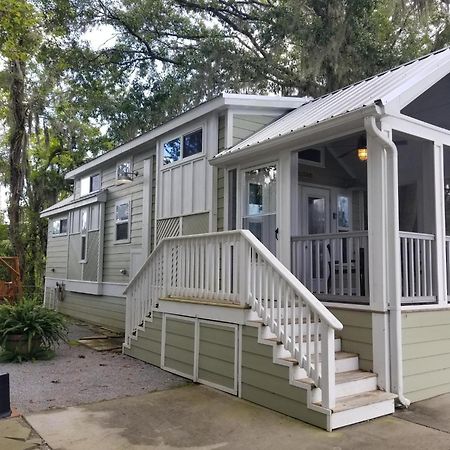 Отель Live Oak Landing Freeport Экстерьер фото