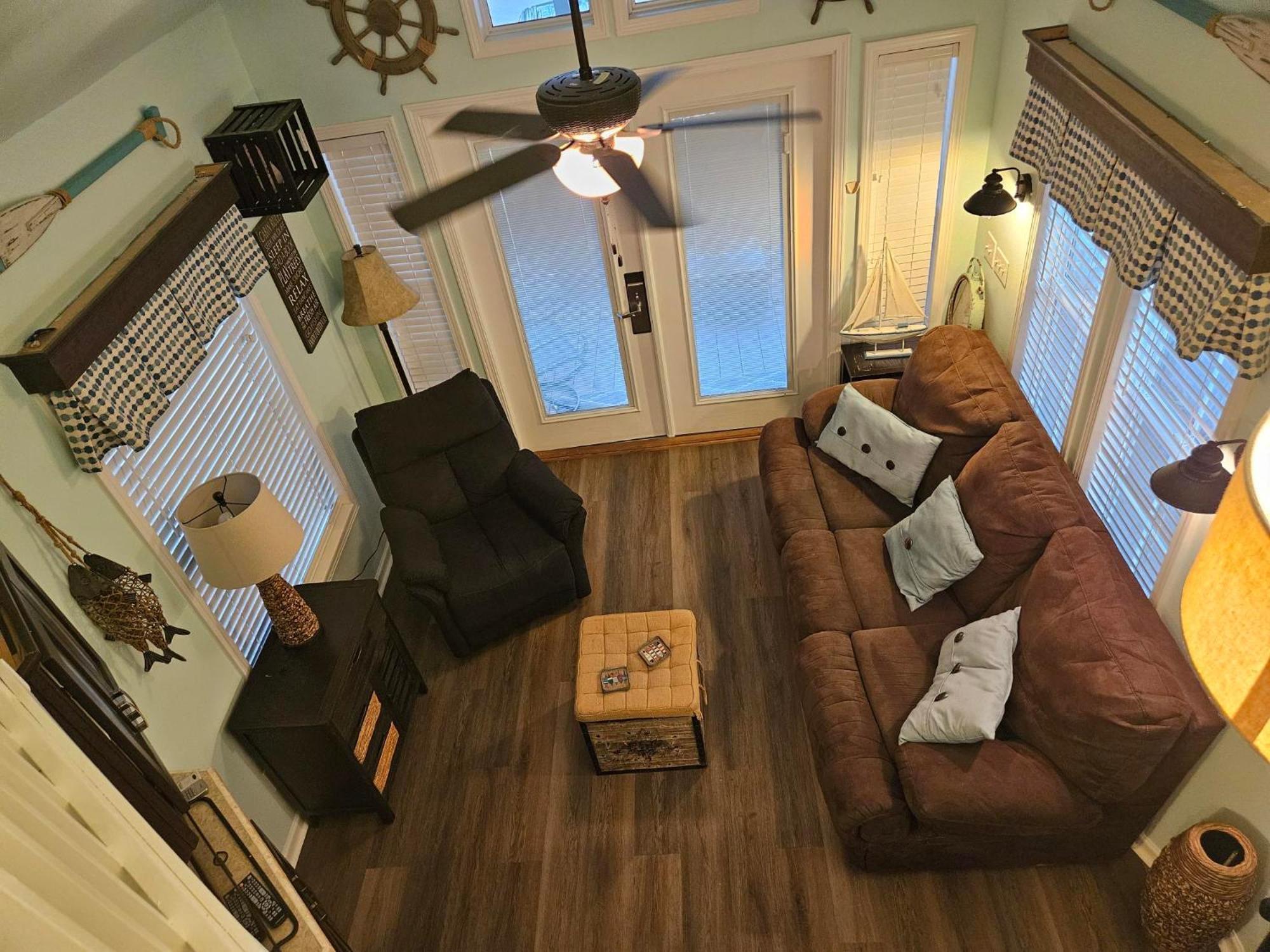 Отель Live Oak Landing Freeport Экстерьер фото