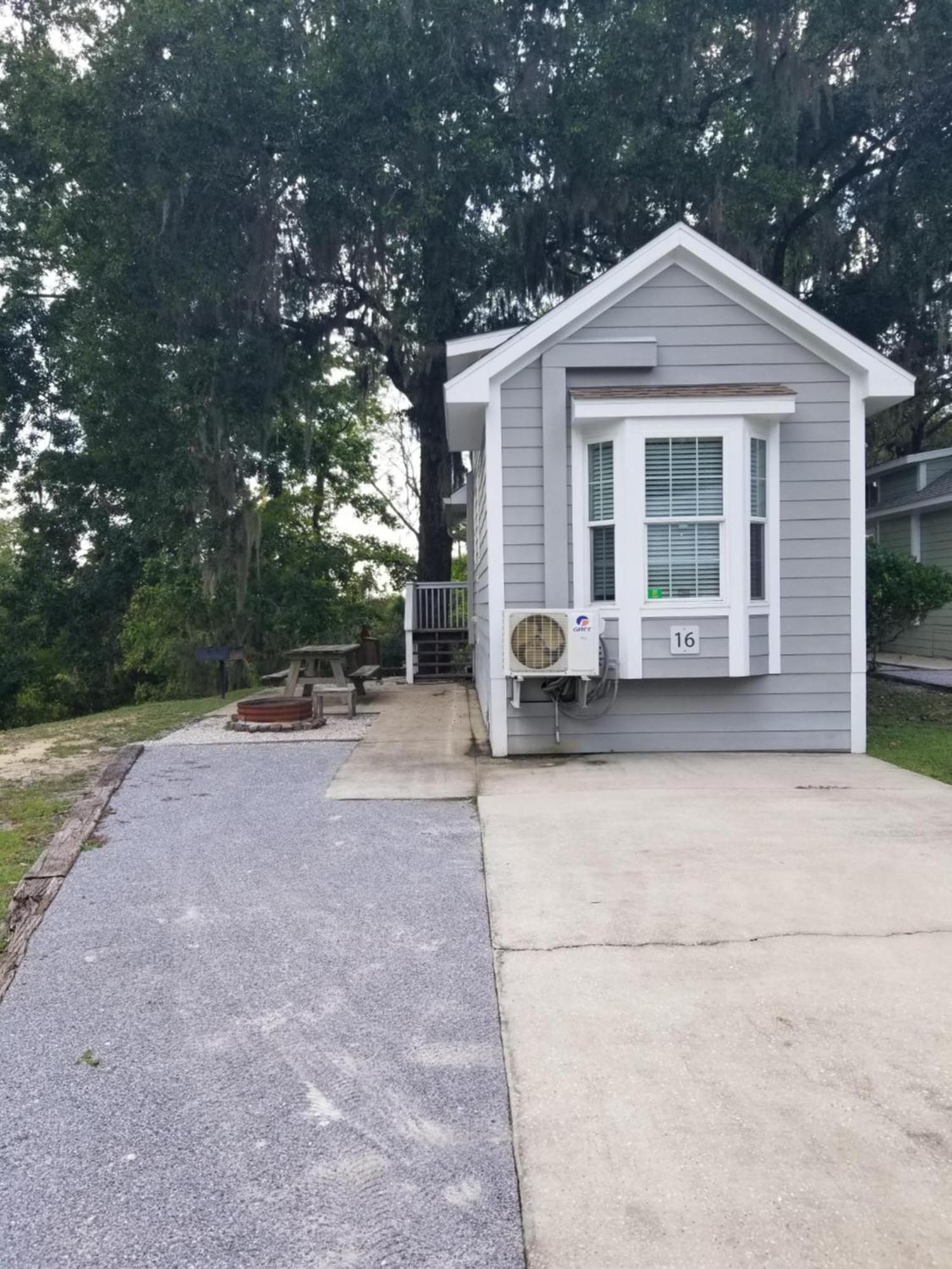 Отель Live Oak Landing Freeport Экстерьер фото